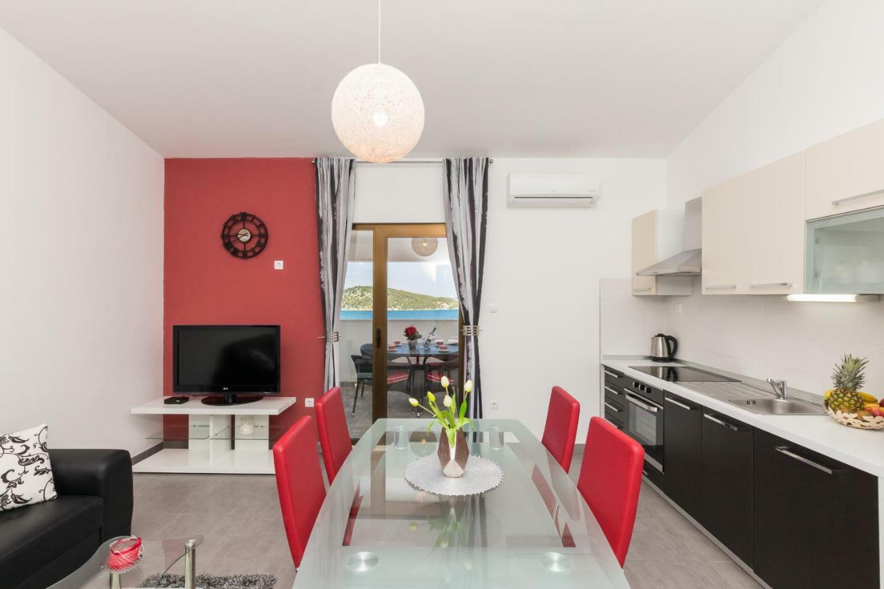 Apartment Dora Ražanj Kültér fotó